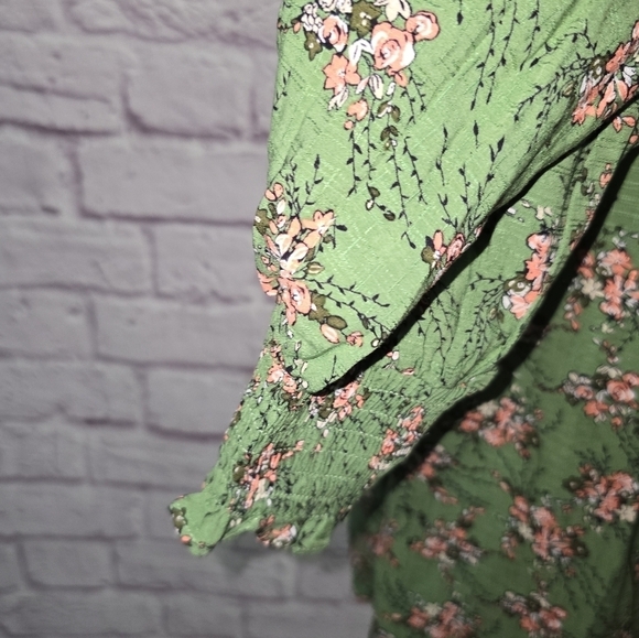 Lane Bryant Smock Shoulder And Cuff Popover Blouse  Size 26/28 - Picture 8 of 13